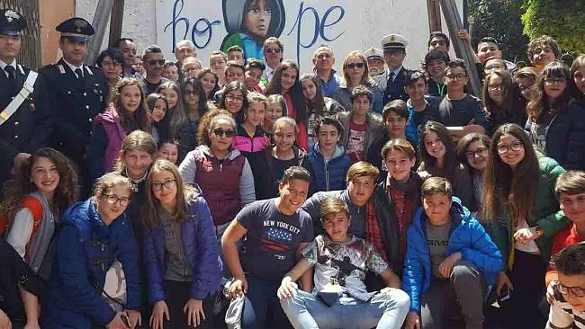 Segni Urbani fa tappa a Campobello: murales per la legalità