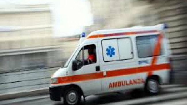 Mazara, cinquantenne in arresto cardiaco salvato dal 118 e trasferito a Palermo
