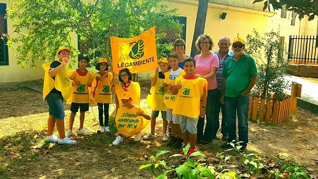 Il II Circolo  Ruggero Settimo con Legambiente  per il progetto “Puliamo il Mondo”