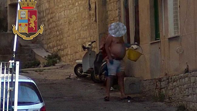 Coppia di pusher arrestati dalla Polizia di Stato