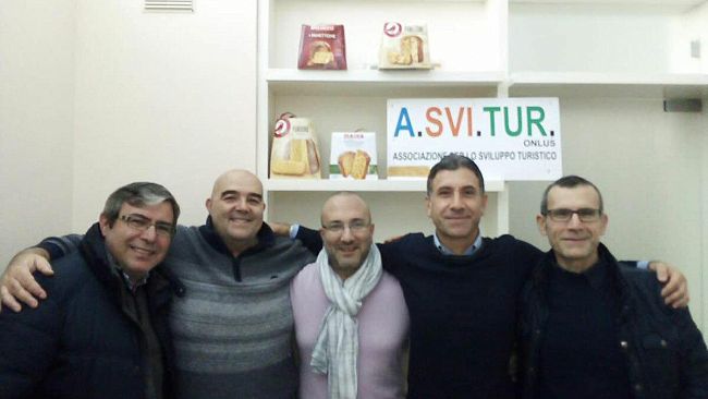 A.SVI.TUR Uova di Pasqua alle famiglie in difficoltà