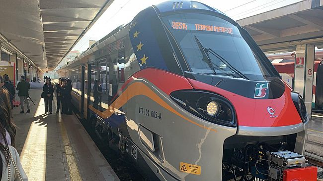 In Sicilia arrivano nuovi treni di ultima generazione