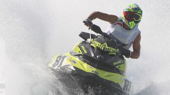 davide-di-maio-conquista-ancora-una-una-volta-il-granprix-di-aquabike