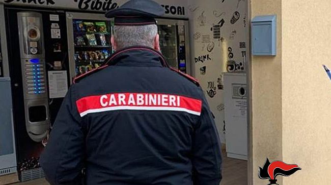 Furto in pieno centro: 37enne arrestato dai Carabinieri a Castellammare