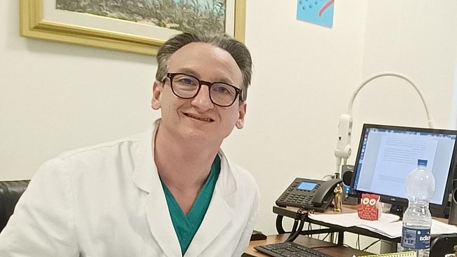 Il dott. Giacomo Urso, primario di Chirurgia, lascerà l’Ospedale “A. Ajello”