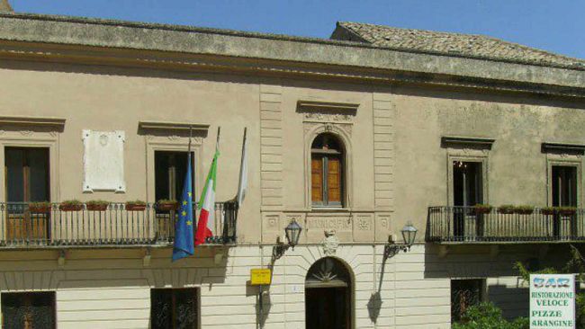 Erice, i ladri portano via un bottino di 110mila euro