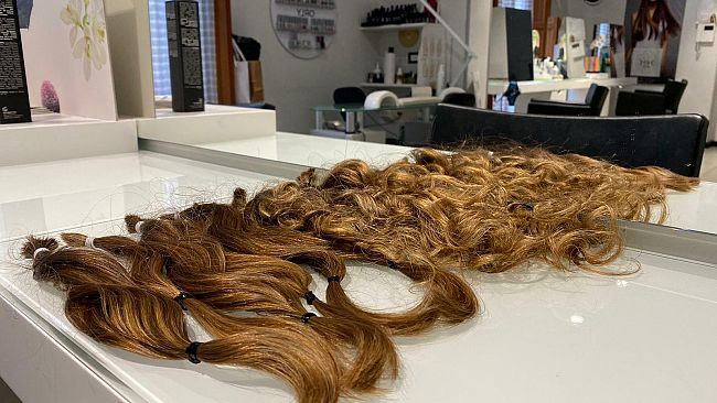 Donare i capelli per realizzare parrucche per pazienti oncologici. L’ iniziativa arriva anche a Trapani