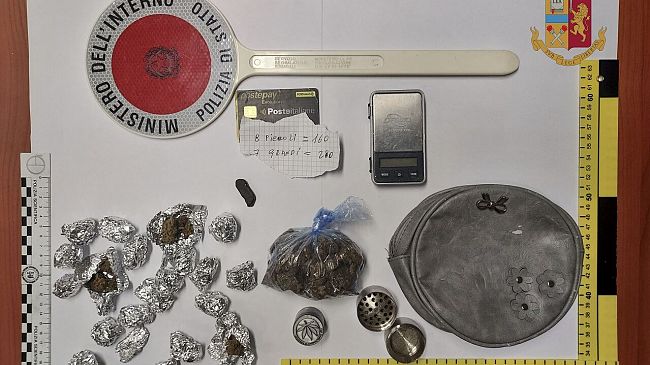 Spaccio di marijuana, la Polizia arresta un 27enne pregiudicato