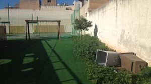 Non è ancora una città per bambini. Solo due parchi giochi, ed andrebbero pure adeguati ed “attenzionati”