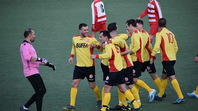 Il Custonaci vede la vetta, in risalita il Bianco Arancio