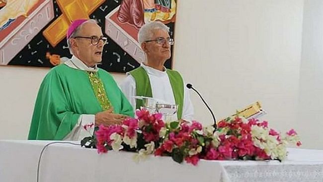 VIDEO- Il vescovo Domenico Mogavero celebra i 49 anni di sacerdozio di Don Baldassare Meli