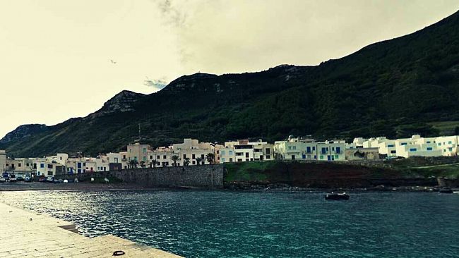 Scuola a Marettimo. Trovata la soluzione per la cattedra mancante in un incontro al Provveditorato