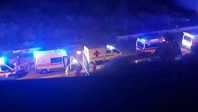 La lunga notte di Sambuca con le ambulanze che portano via i malati Covid