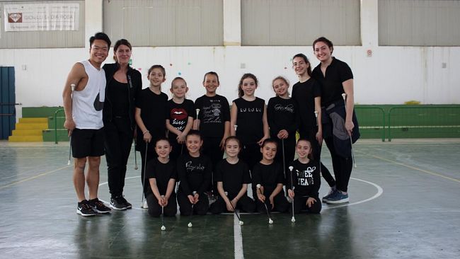 Twirling, “Le Libellule” Marsala in stage con il campione mondiale giapponese Komada