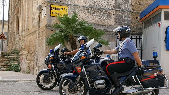 Castelvetrano, tre persone denunciate dai Carabinieri