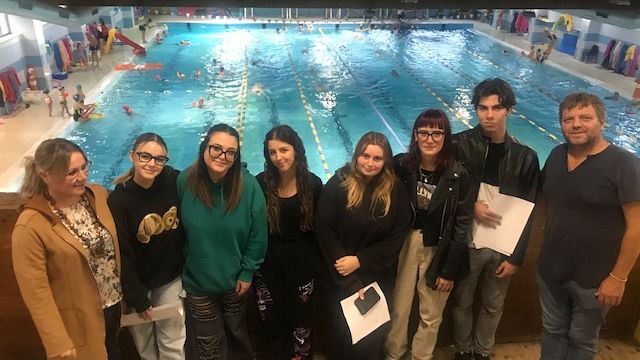 Solidarietà. Attività in piscina con la società Aquarius Nuoto per i bambini ucraini ospiti a Trapani