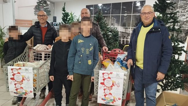 Raccolta Solidale: un gesto di solidarietà dell'IC Montalcini