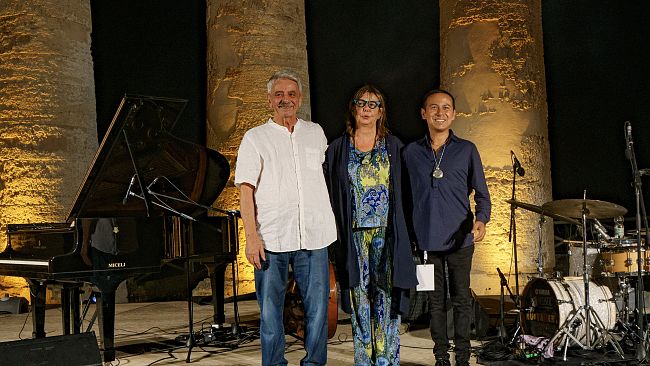 All'insegna delle emozioni la prima serata di “TalkinJazz” al Tempio di Segesta con Rita Marcotulli Trio