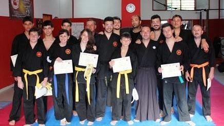 Un corso di difesa personale presso la scuola “Kim Long Fighting Ju Jitsu”