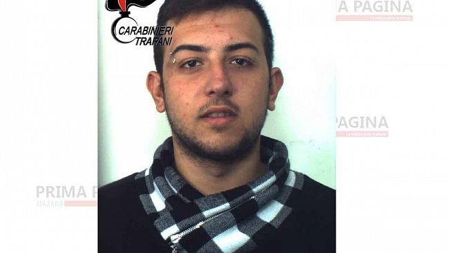 Trapani: arrestato 19enne dai Carabinieri per estorsione