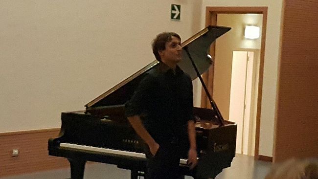 VIDEO – Mazara, il pianista internazionale Alessandro Marino incanta i suoi concittadini
