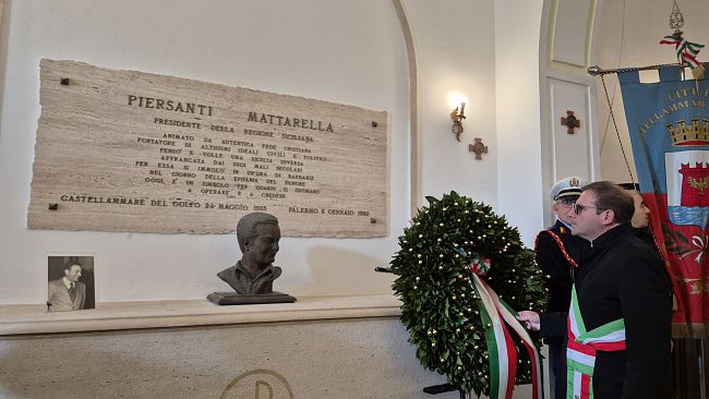 piersanti-mattarella-46-anni-fa-lassassinio-del-presidente-della-regione-commemorazione-a-castellammare