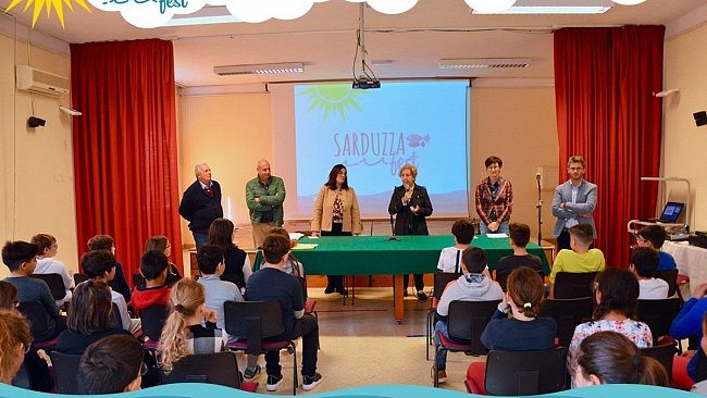 Prosegue il Sarduzza Fest, lunedì la diretta Facebook per il concorso “una sardina in mostra”