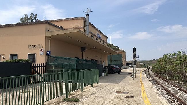 Chiusa la ferrovia Trapani-Palermo. Il 24 Settembre mobilitazione alla stazione di Segesta