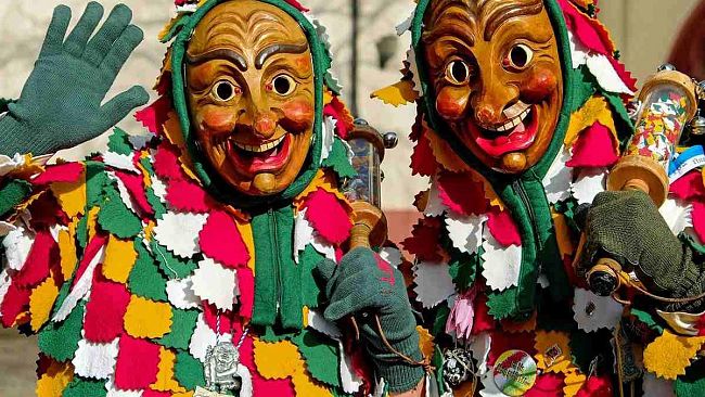 Tutti mascherati ma senza Carnevale…