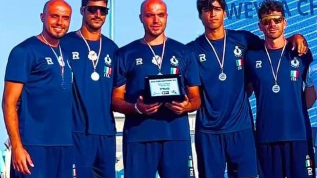 Il castelvetranese Dario Caracci secondo al Campionato Europeo Wevza di beach volley
