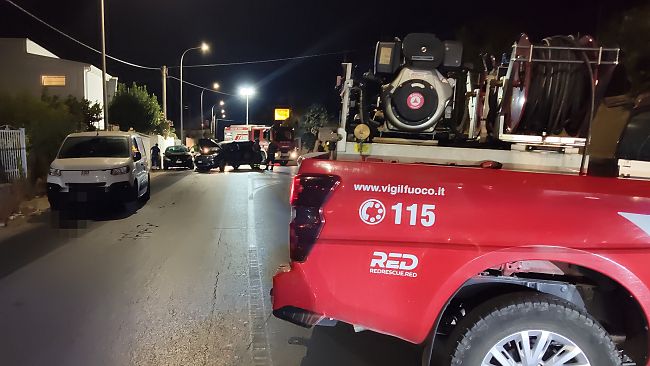 incidente-ad-alcamo-suv-contro-auto-parcheggiata-chiuso-per-qualche-ora-tratto-della-sp-47