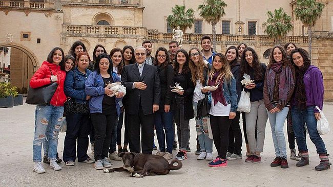 Mazara, 20 studenti di Turchia, Spagna, Italia e Grecia incontrano il Vescovo