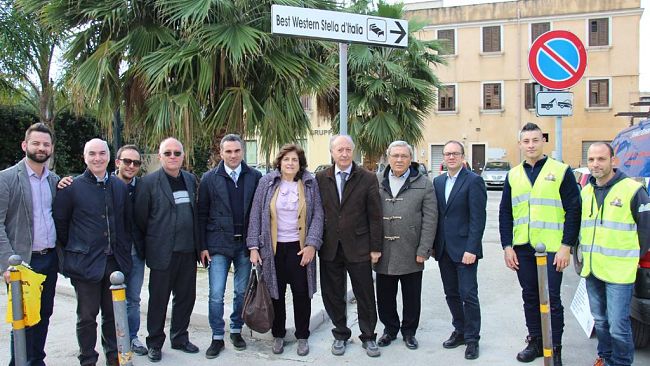 Il sindaco Di Girolamo: “I servizi turistici dovranno essere all’altezza delle nostre bellezze”. Collocato il primo cartello strutture ricettive.