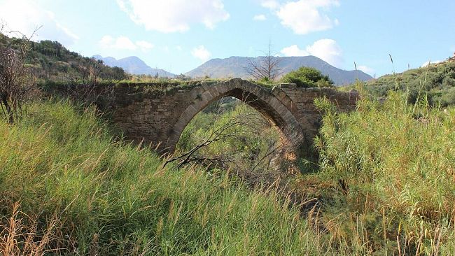 C.S. “Salviamo il Ponte San Michele”. Due giorni di conferenze, musica, danza e poesia, promossi da BCsicilia e Comune di Altavilla Milicia.