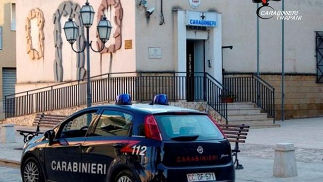 Partanna, sorpresi a rubare legna: in due arrestati dai Carabinieri