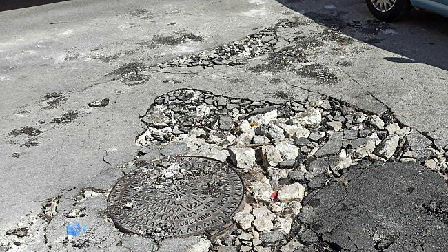 Maltempo, manti stradali distrutti a Erice e Ummari