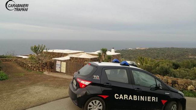 Pantelleria: ubriaco alla guida minaccia e oltraggia i Carabinieri. Arrestato