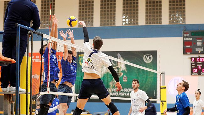 Erice Entello, sconfitte al quinto set