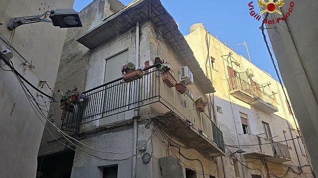 crolla-il-balcone-85enne-muore-dopo-il-ricovero-in-ospedale-a-mazara