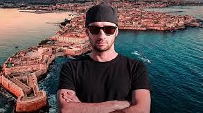 siracusa-domani-lesibizione-di-sonik-in-dj-set