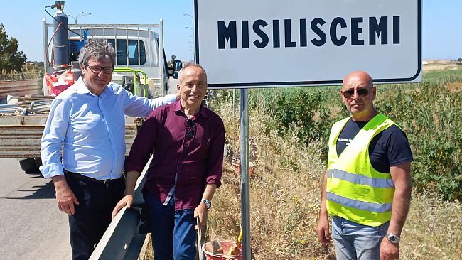 Misiliscemi, collocata nuova segnaletica e rilasciati i primi documenti