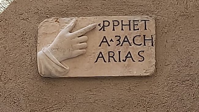 Trapani, terminato il restauro della storica lapide con l'effigie della 