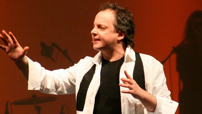 Il cabarettista Dado alla rassegna estiva canto del Marrobbio