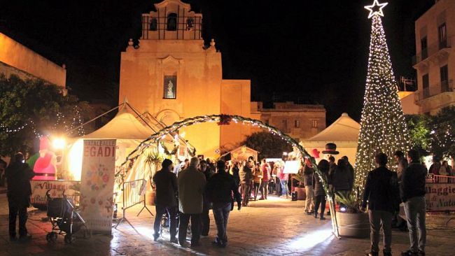 Questa sera l’arrivo dei re Magi e domani la Befana al Villaggio di Babbo Natale a Favignana