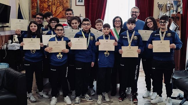 I ragazzi del team Phoenix, ricevuti in municipio 