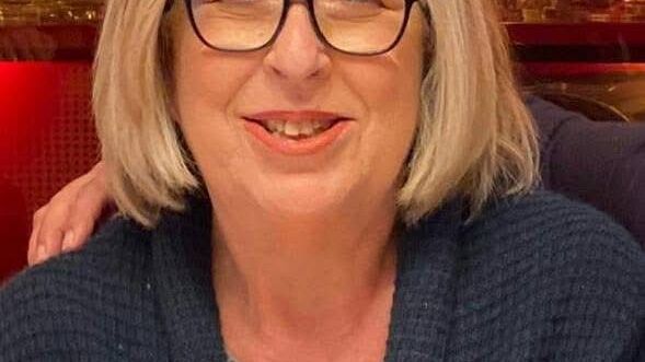 Addio ad Antonella Esposito insegnante in pensione 