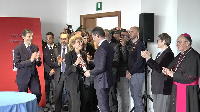 Castelvetrano:la Polizia di Stato intitola la sala del Commissariato di P.S. al Prefetto Antonio Manganelli