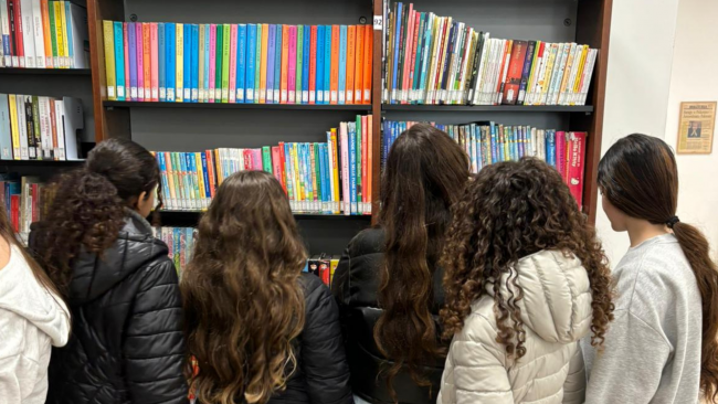 Mazara, gli studenti del Liceo Adria-Ballatore in visita alla biblioteca comunale “Leonardo Bonanno”