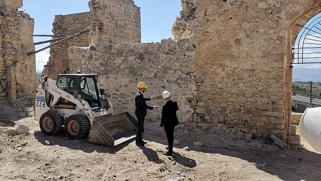 Alcamo: lavori di manutenzione al Castello di Calatubo