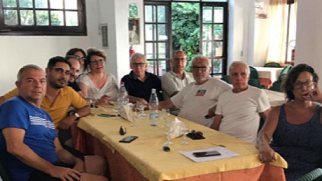 Domani sera l’originale“The Dinner in Red”a Marinella di Selinunte. Ecco le indicazioni per i partecipanti